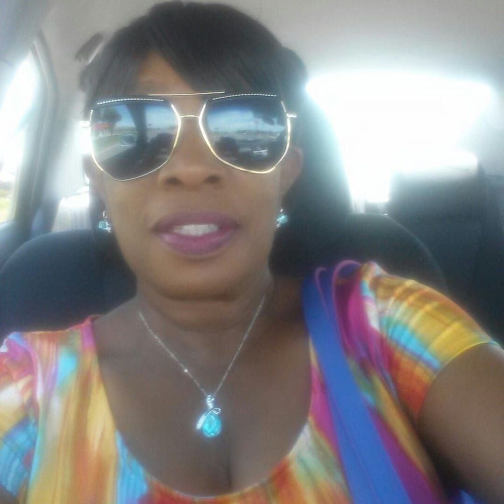 Meet your Posher, Lindell